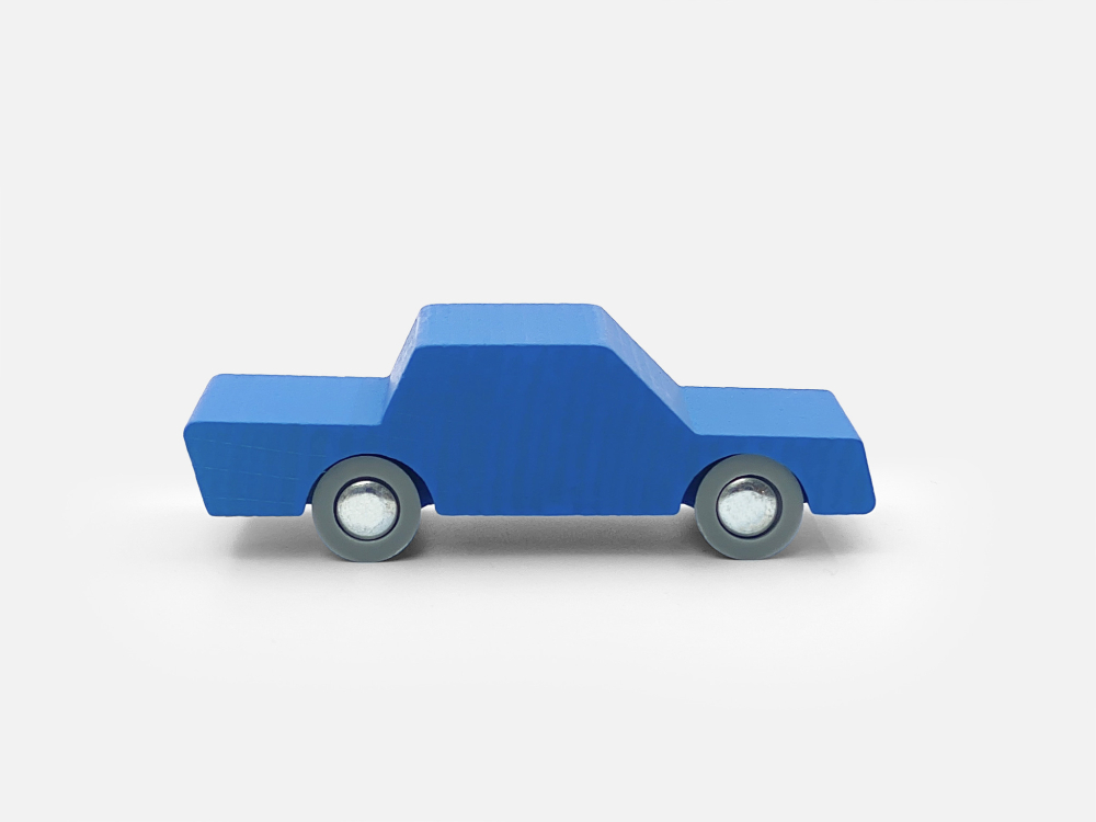 Modré drevené autíčko "Tam a späť" k autodráhe waytoplay