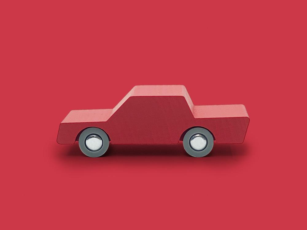 Červené drevené autíčko "Tam a späť" k autodráhe waytoplay